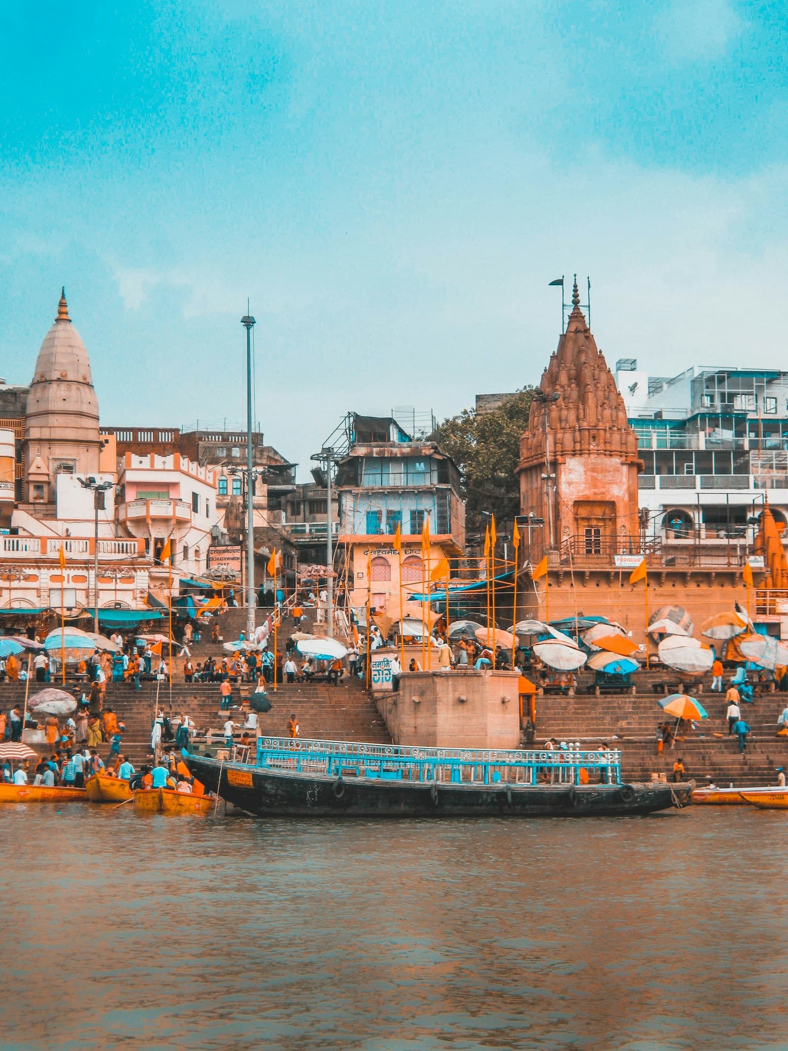 The 84 Ghats of Varanasi: 12 You Should Not Miss